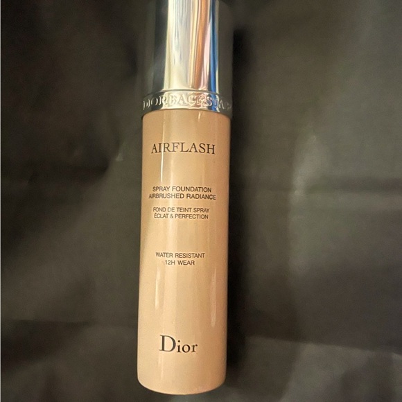 Dior - Picture 2 of 2